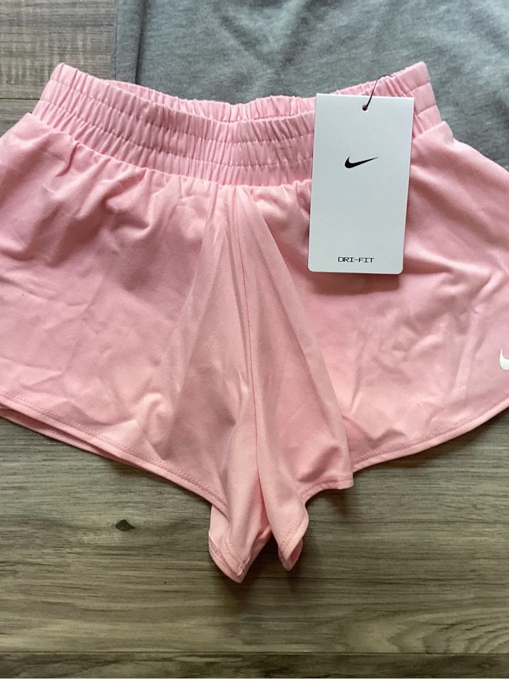 Nike toddler girl Tee & Shorts outfit size 3T(NWT) ~PRICE FIRM, NO OFFERS~ - Picture 2 of 5